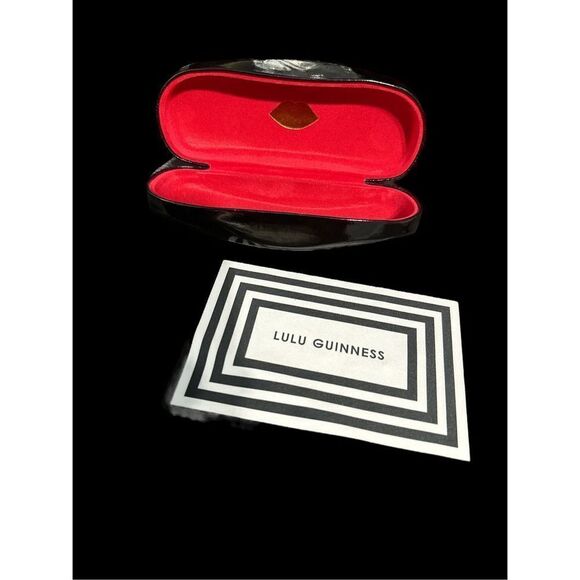 Very nice UNISEX LULU GUINNESS EYEGLASSES SUNGLASSES CASE HARD SHELL Black Shiny - Picture 1 of 6